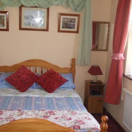 Bed & Breakfast Friary View 3*